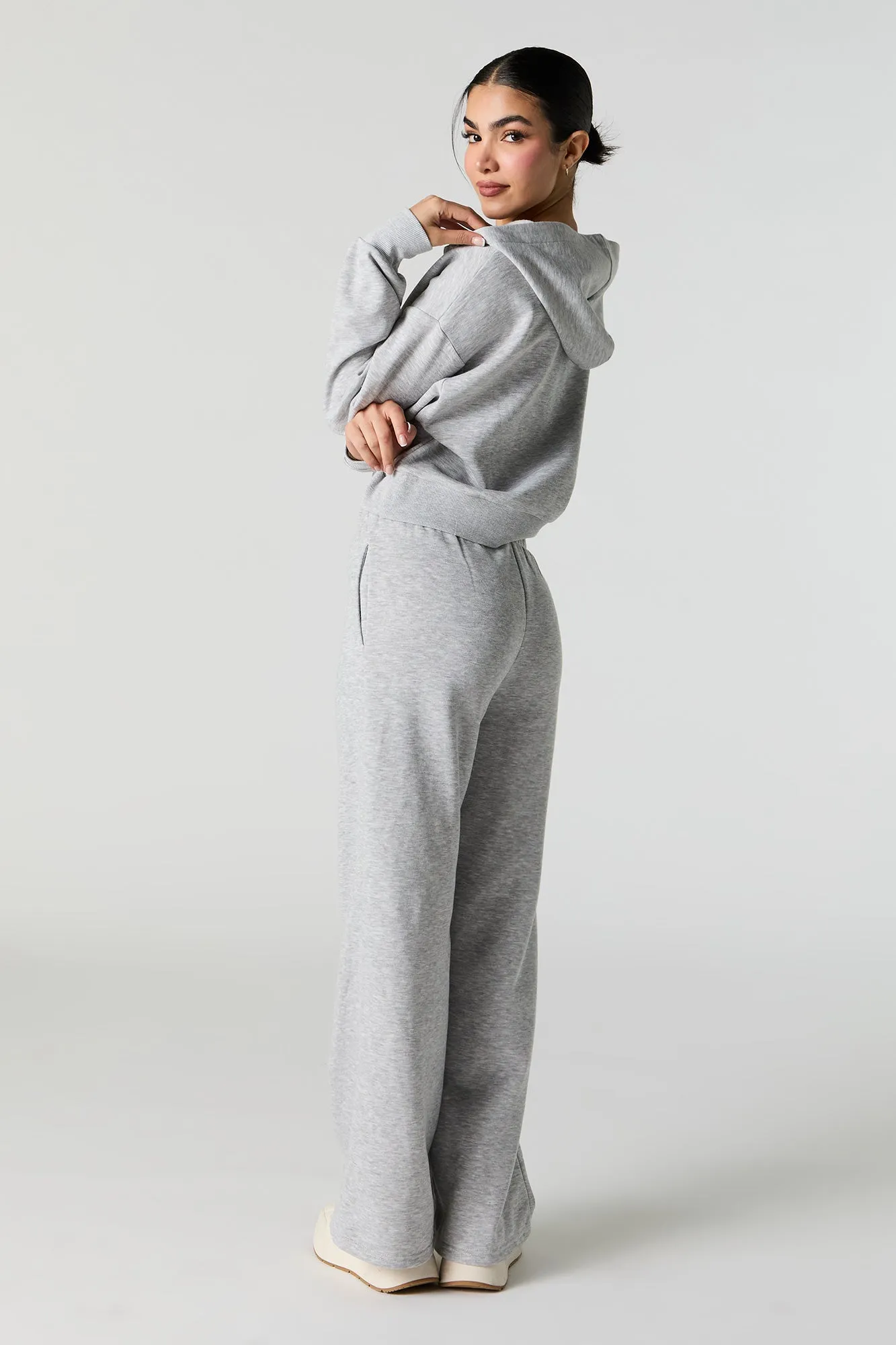 Active Wide Leg Fleece Sweatpant