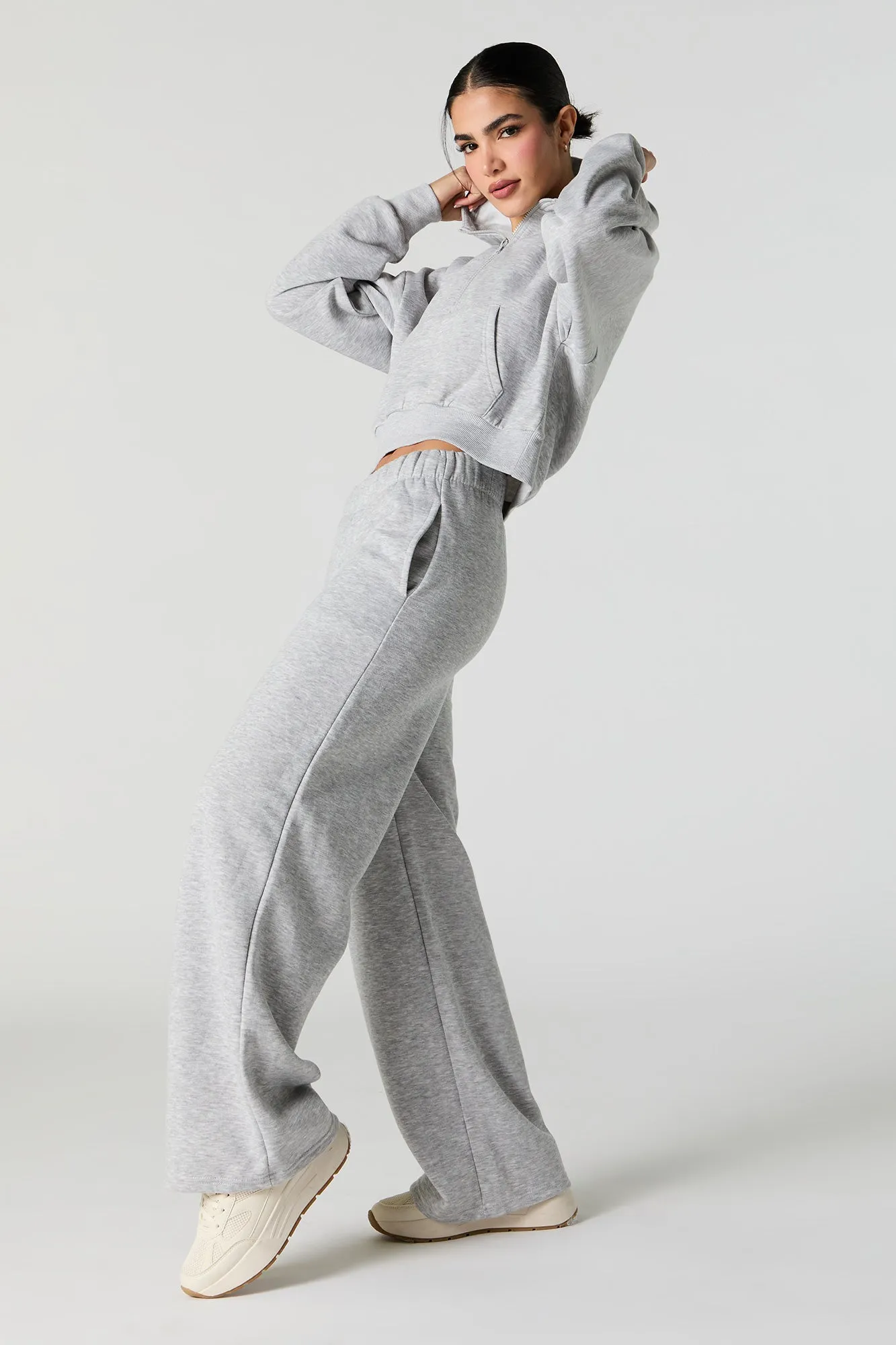 Active Wide Leg Fleece Sweatpant