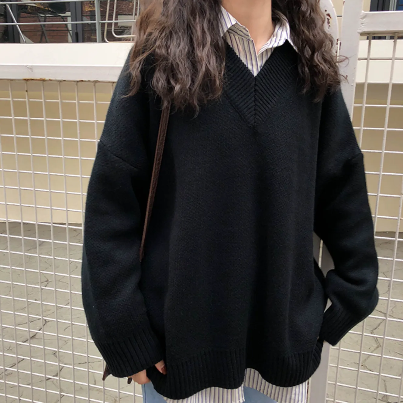 [Korean Style] Basic 5 Colors Loose Fit V-neck Thick Sweater