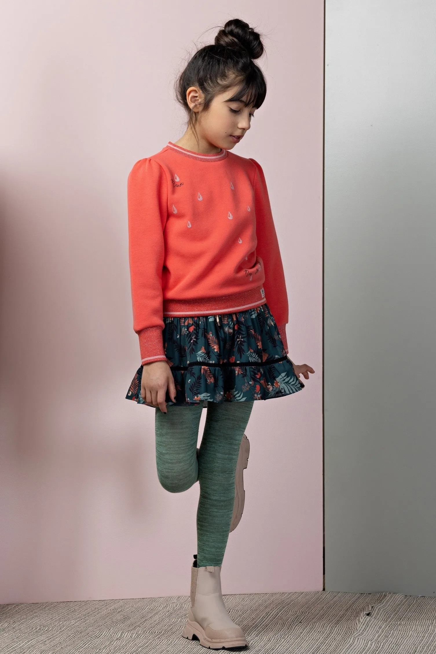 NoNo Kate round neck sweater with raindrops print